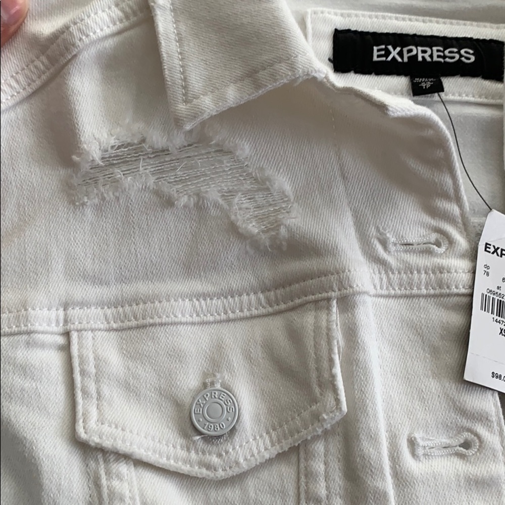 Oversized Denim Jacket - Picture 5 of 8
